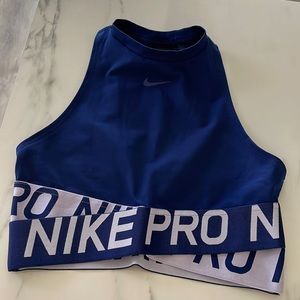 Nike Pro Intertwist Crop Tank with Mesh Back XS